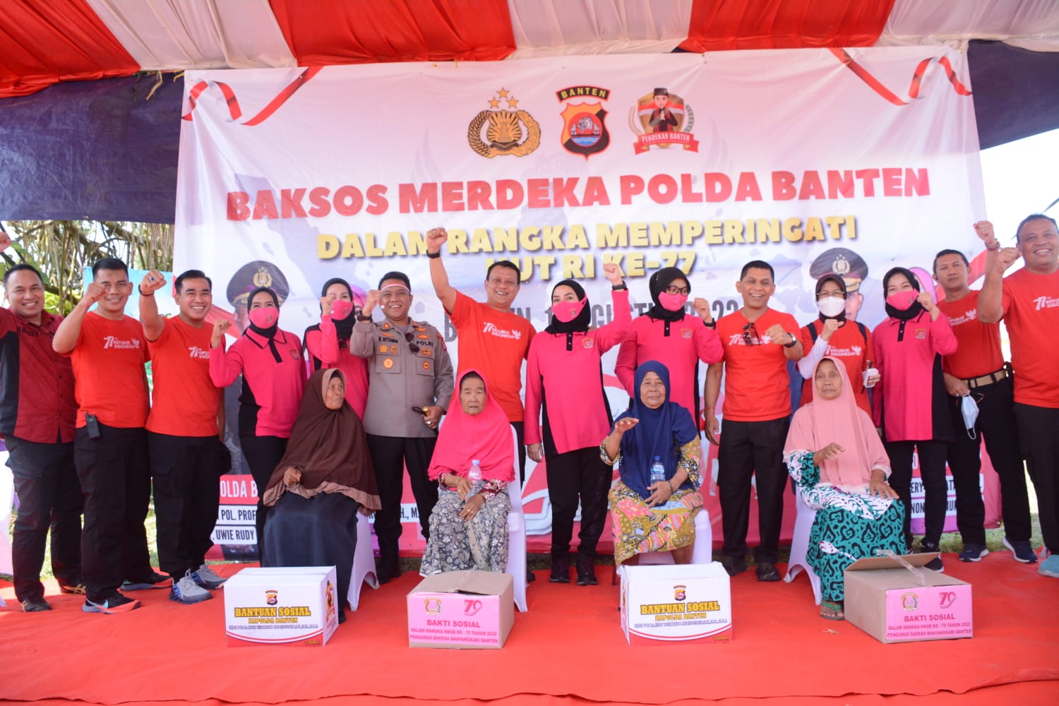 Peringati HUT RI ke-77, Polda Banten Bersama Bhayangkari Daerah Banten Gelar Baksos Merdeka